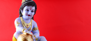 8 Mantras, Hymns & Quotes for Lord Krishna